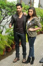 Alia Bhatt, Varun Dhawan at Humpty Sharma Ki Dulhania Film Promotion at Kolkata on 1st July 2014